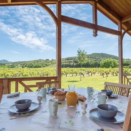 Domaine Des Bridoux Village De Gites *